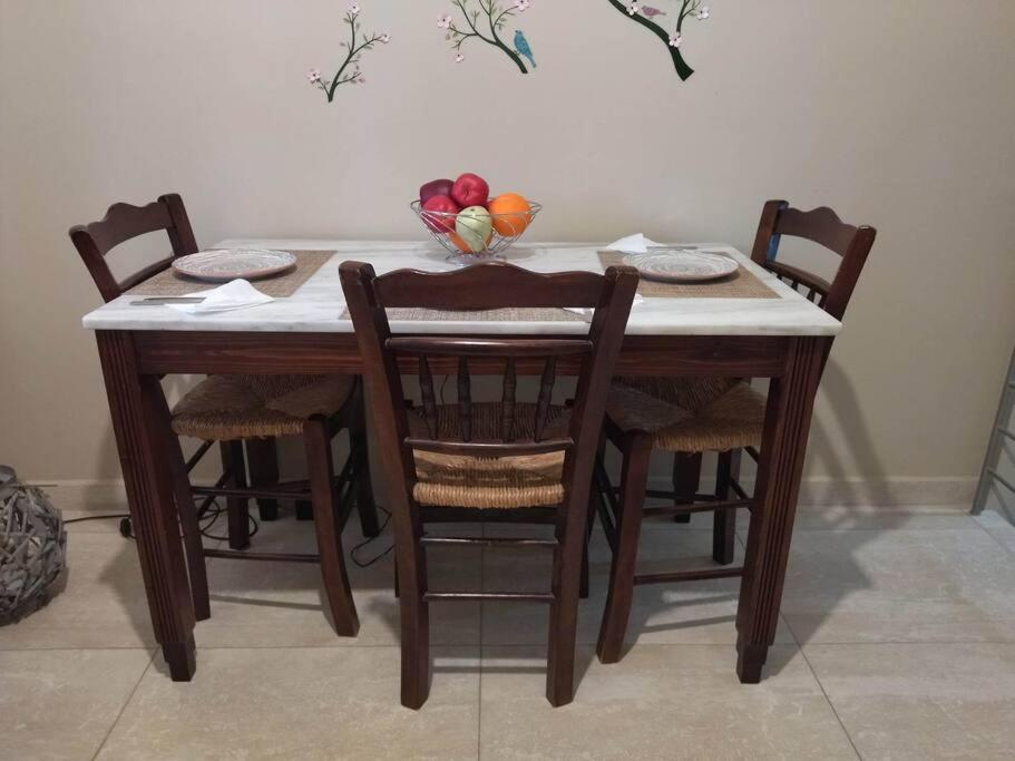 Kalamata Beach Maizonette Ground Floor And Semi-Basement With Yard Ngoại thất bức ảnh