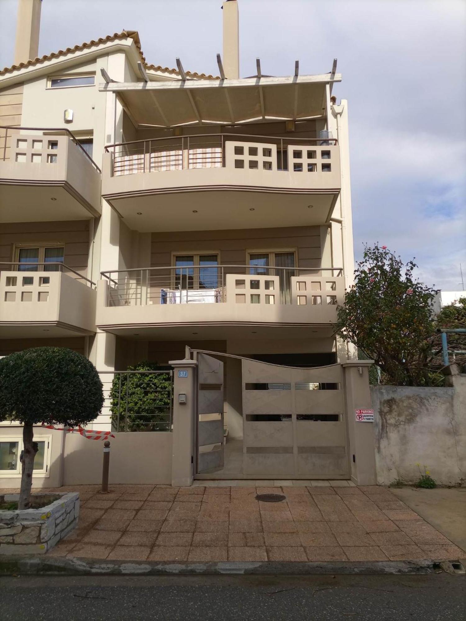 Kalamata Beach Maizonette Ground Floor And Semi-Basement With Yard Ngoại thất bức ảnh